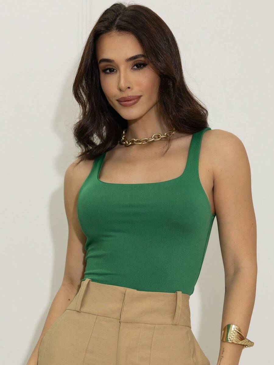 Regata Feminina Decote Quadrado em Suplex